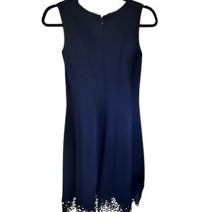 Donna Rico Elegant Navy Blue Sleeveless Dress
